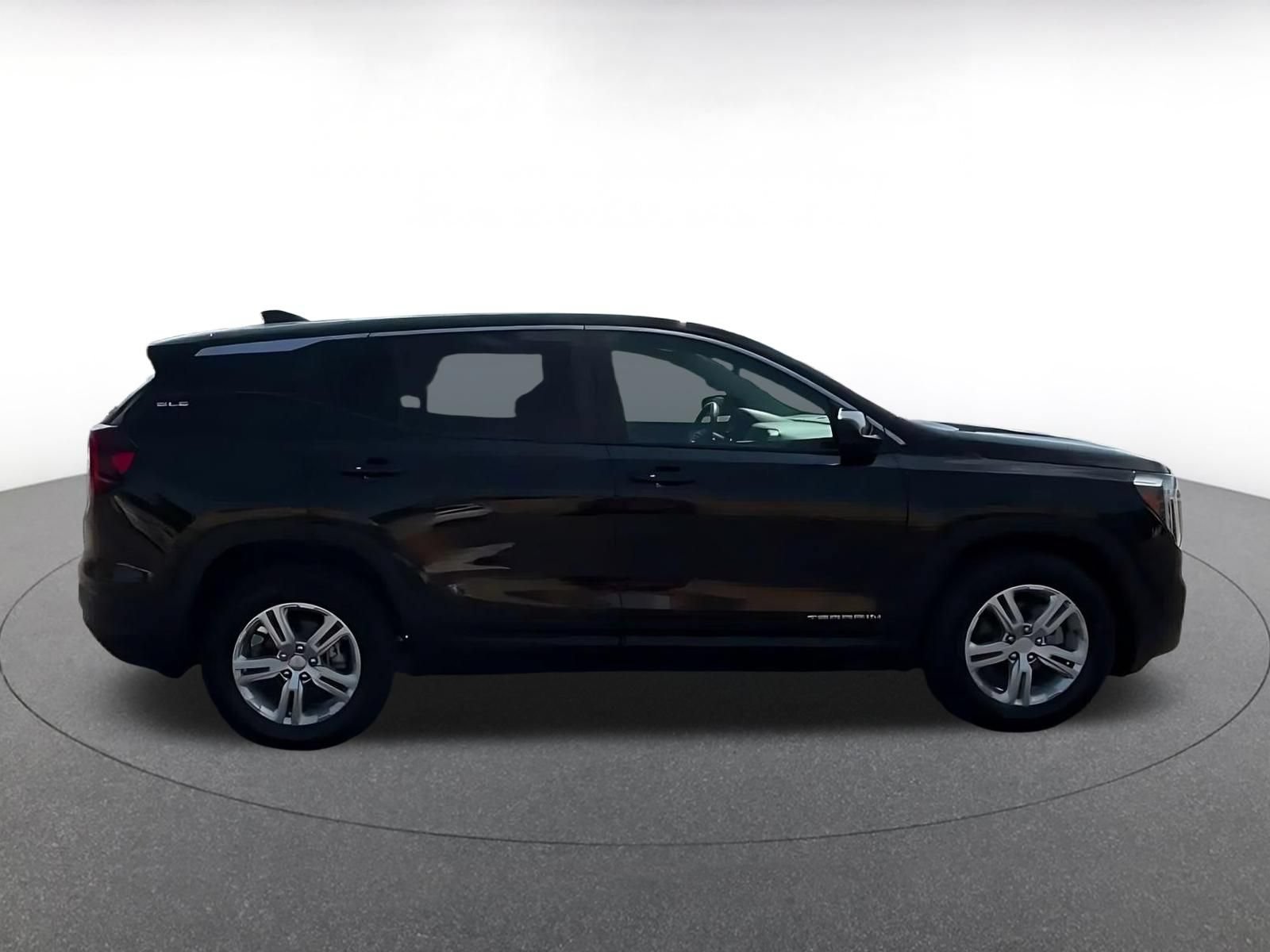Thumbnail: 2024 GMC Terrain - 13