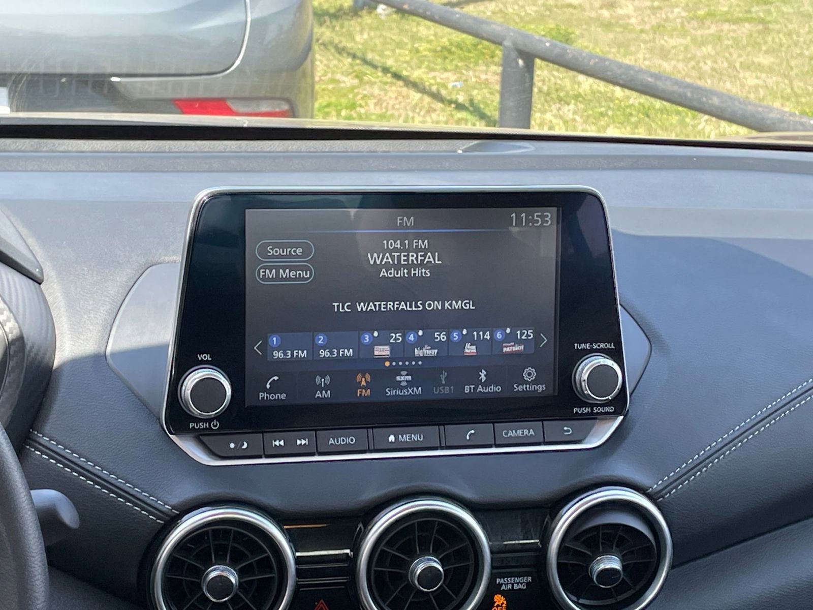 Thumbnail: 2025 Nissan Sentra - 20