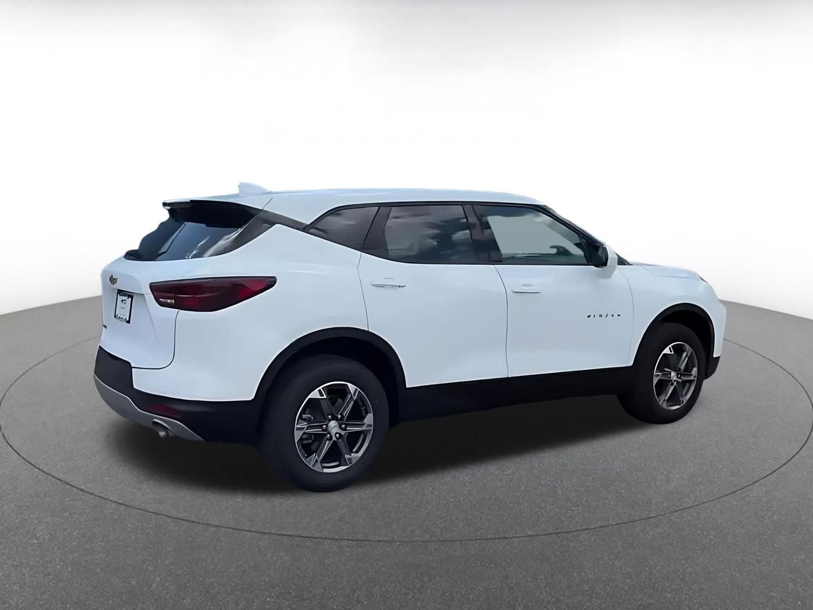 Thumbnail: 2025 Chevrolet Blazer - 15