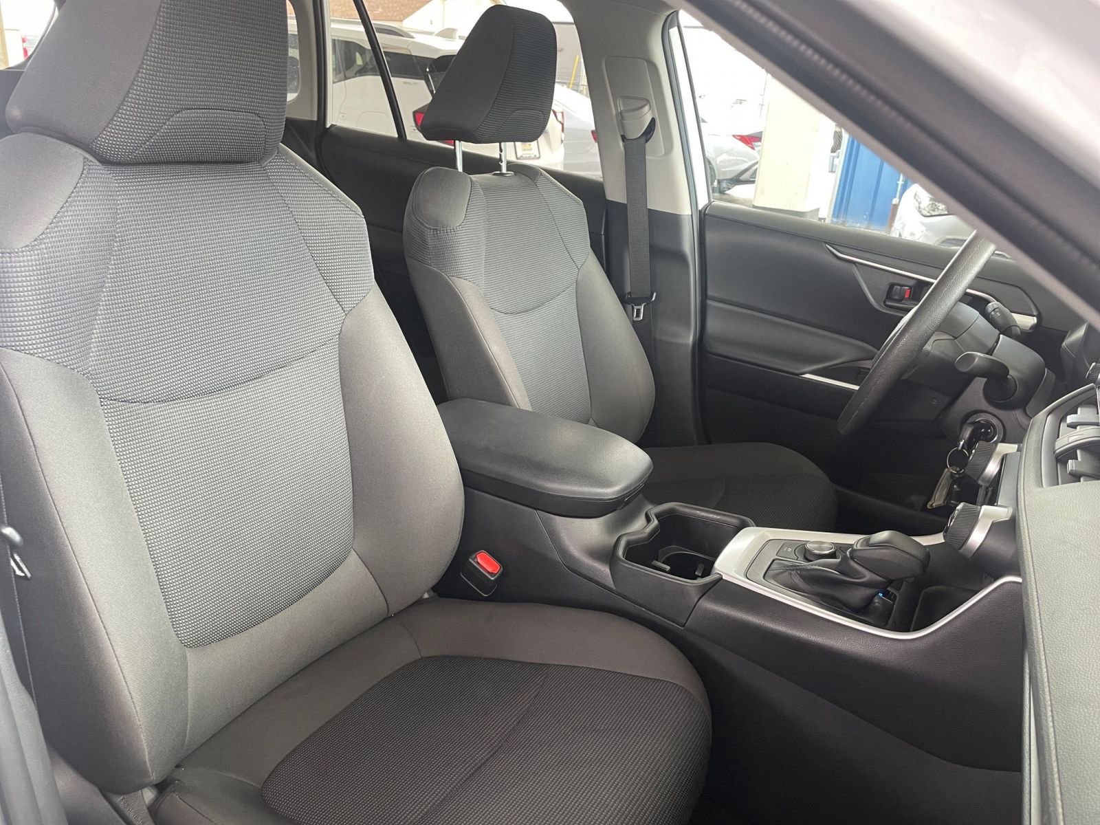 Thumbnail: 2025 Toyota RAV4 - 35