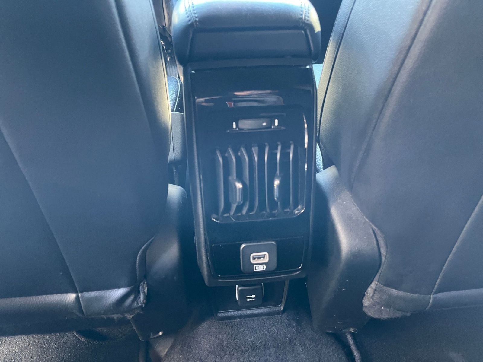 Thumbnail: 2023 Jeep Compass - 23