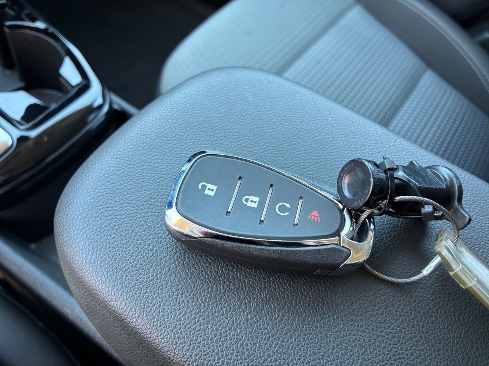 Thumbnail: 2025 Chevrolet Trax - 23