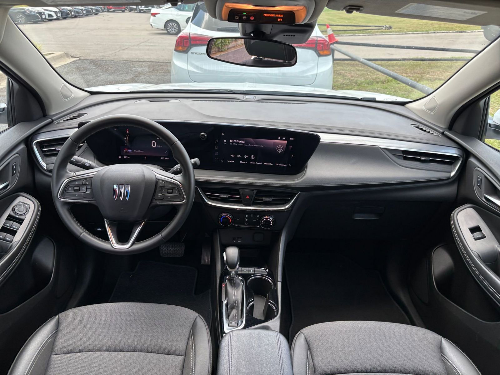 Thumbnail: 2025 Buick Encore GX - 32