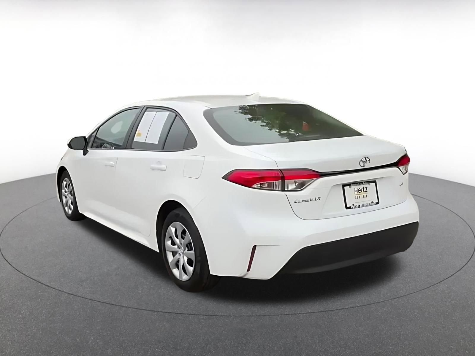 Thumbnail: 2023 Toyota Corolla - 12