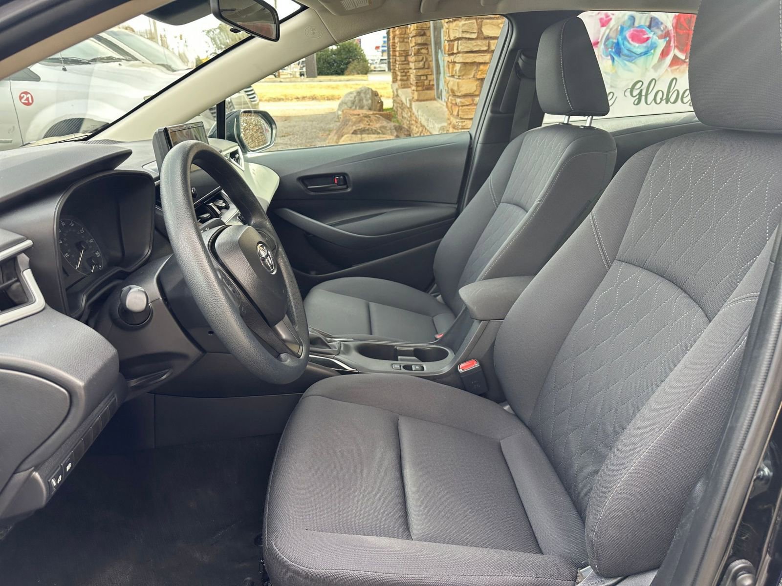 Thumbnail: 2025 Toyota Corolla - 24