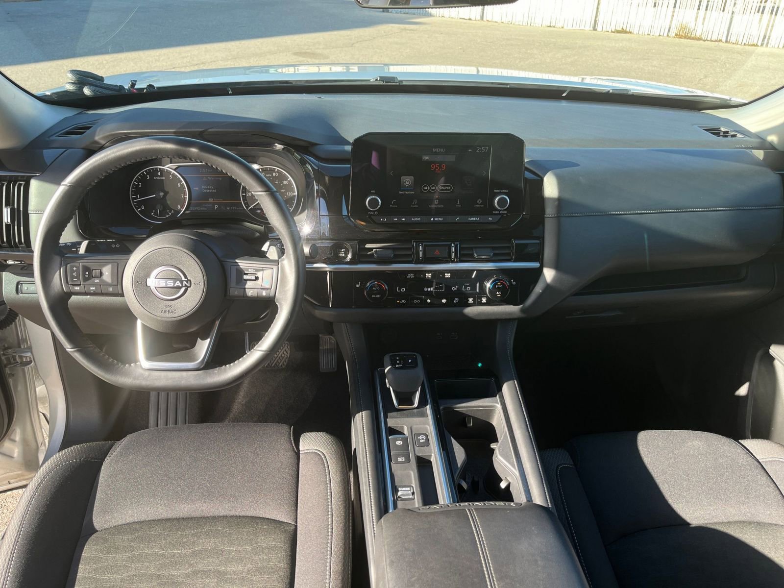 Thumbnail: 2025 Nissan Pathfinder - 33