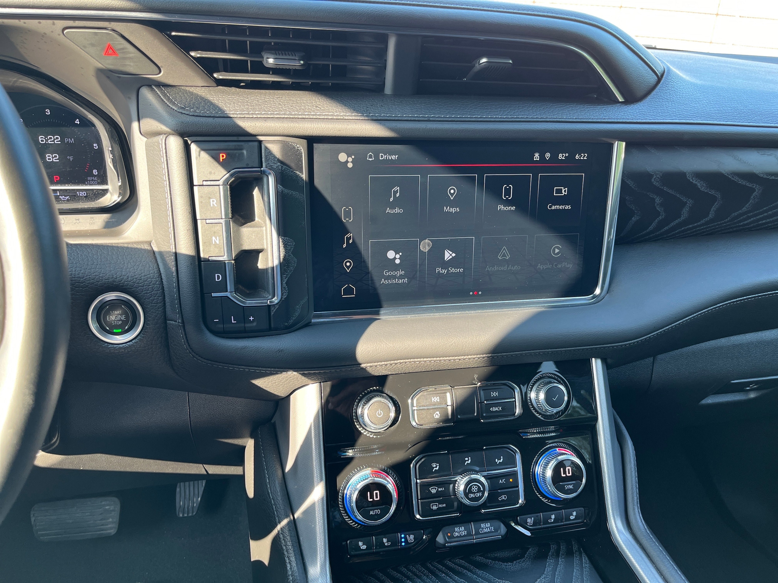 2023 GMC Yukon Denali 18