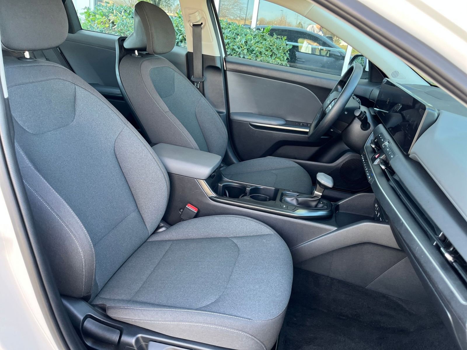 Thumbnail: 2025 Kia K4 - 35