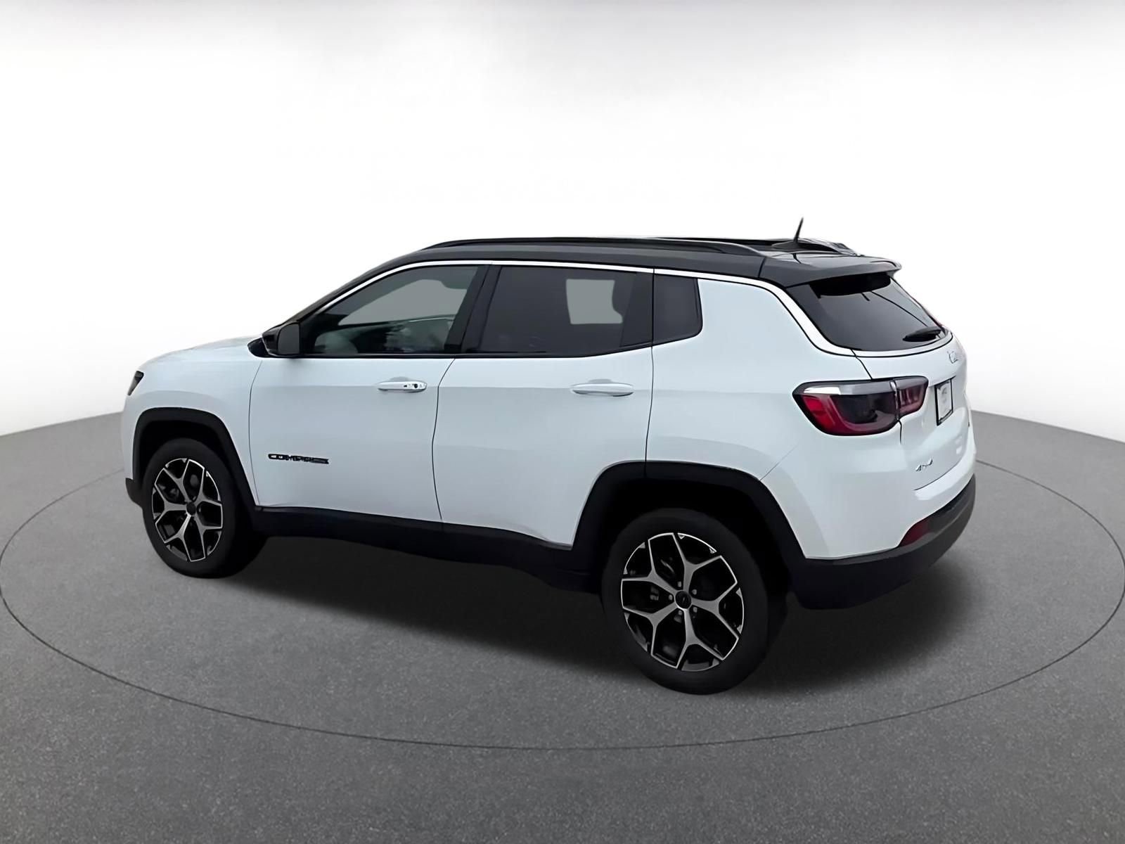 Thumbnail: 2025 Jeep Compass - 10