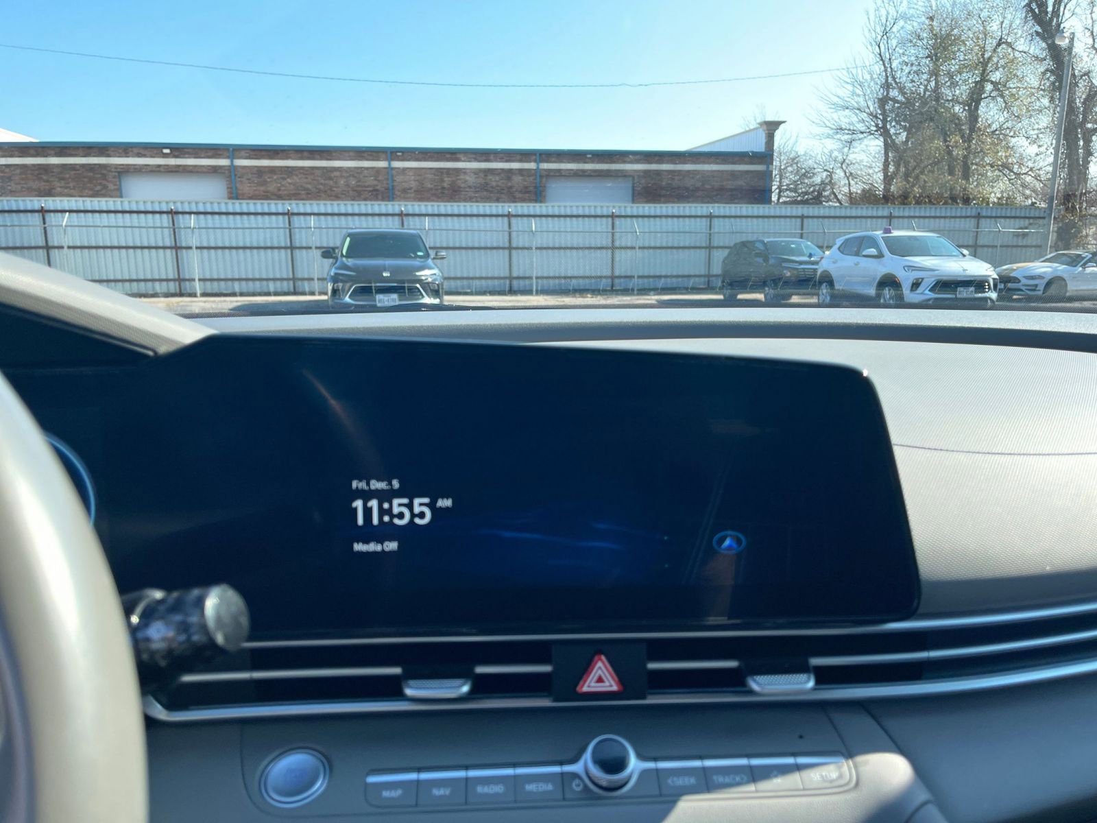 Thumbnail: 2025 Hyundai Elantra - 18