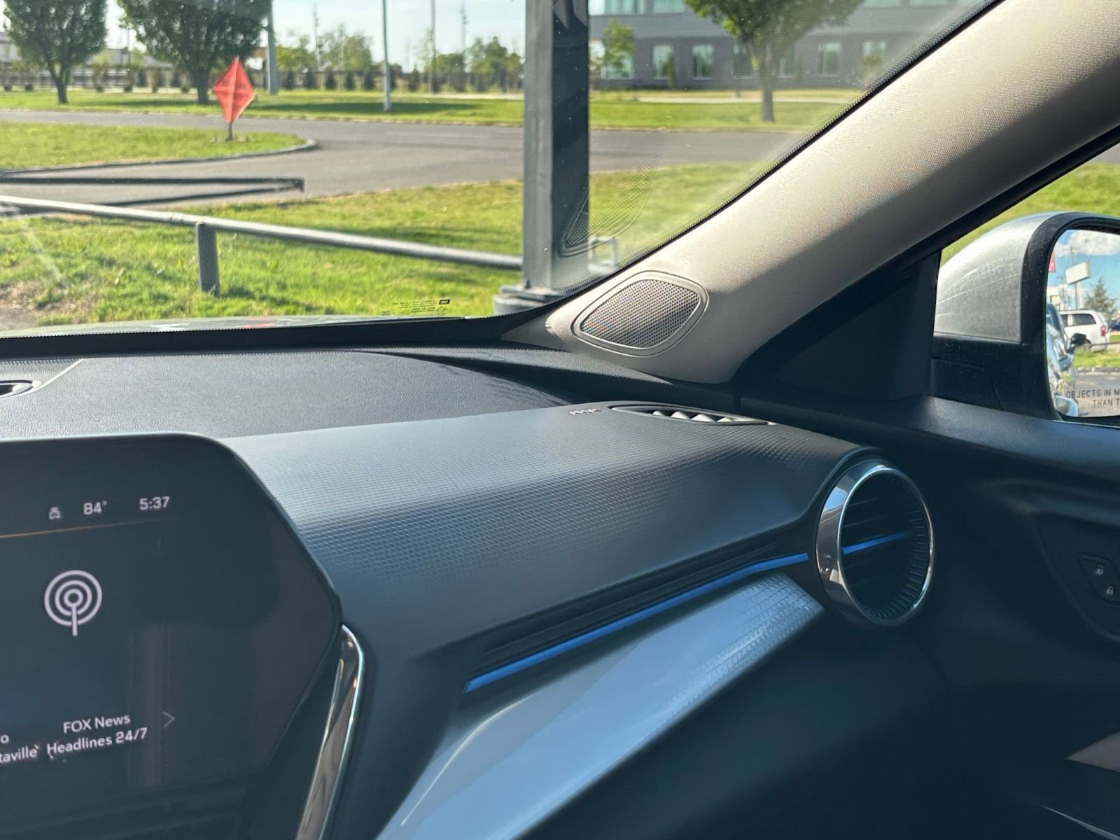 Thumbnail: 2025 Chevrolet Trax - 34