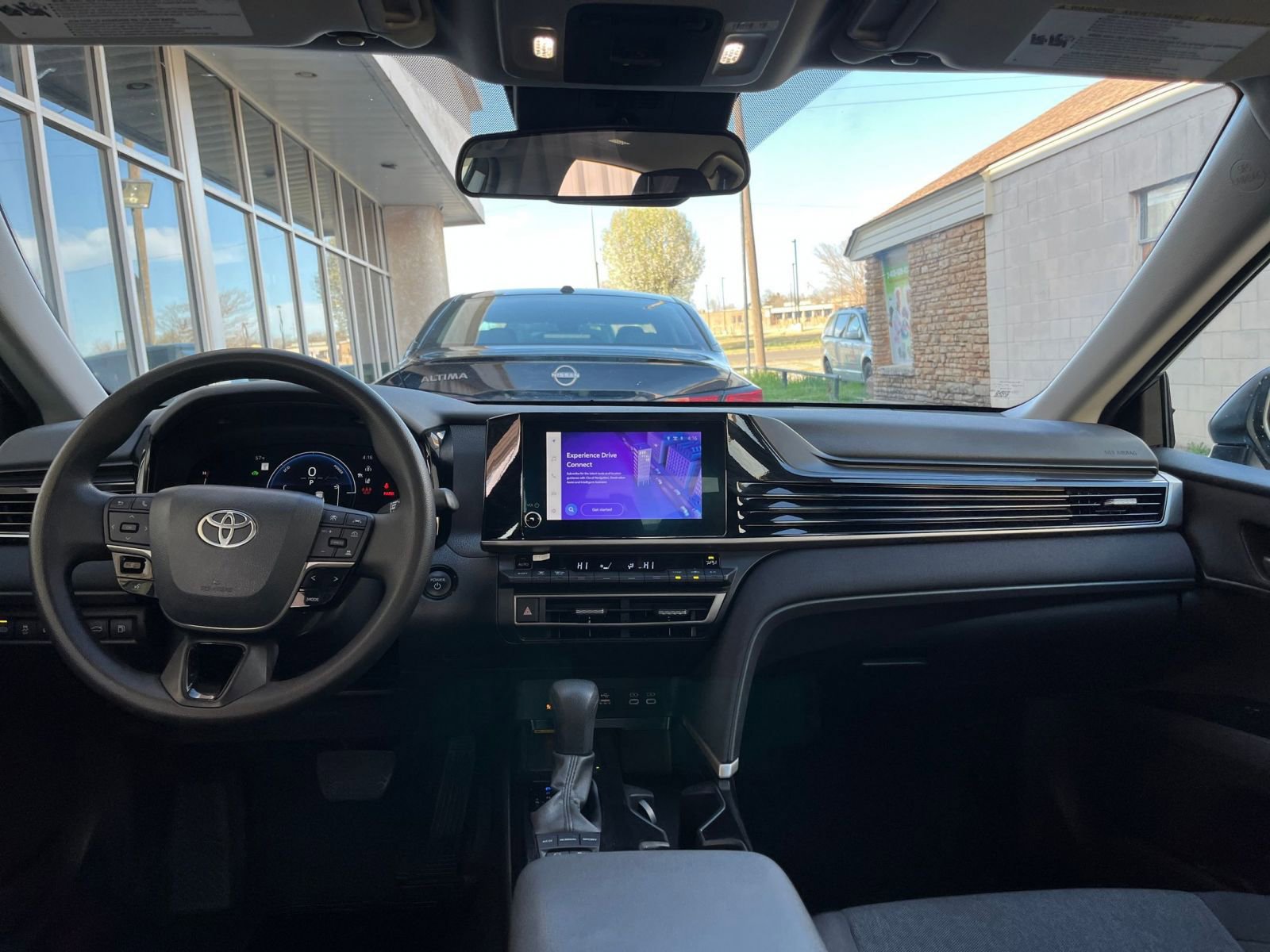 Thumbnail: 2025 Toyota Camry - 32