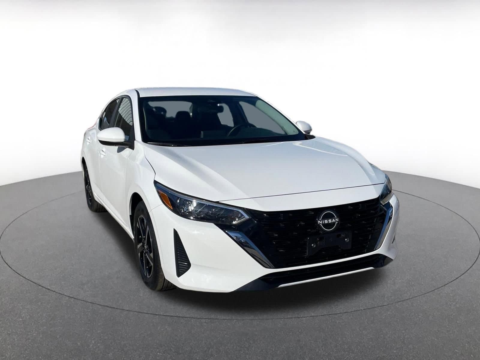 Thumbnail: 2025 Nissan Sentra - 1