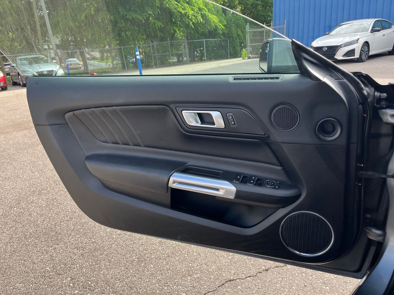 Thumbnail: 2022 Ford Mustang - 20