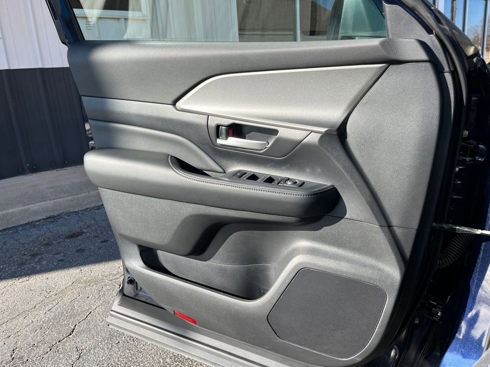 Thumbnail: 2025 Toyota Grand Highlander - 20