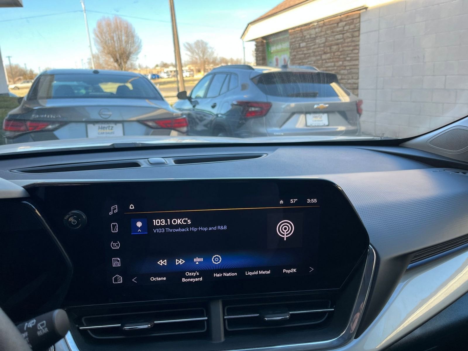 Thumbnail: 2025 Chevrolet Trax - 17