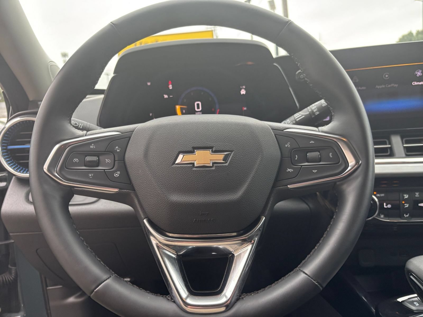 Thumbnail: 2025 Chevrolet Trax - 27