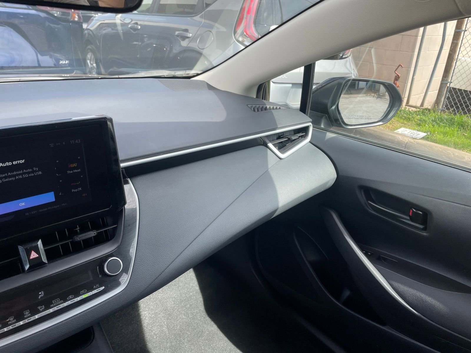 Thumbnail: 2025 Toyota Corolla - 34