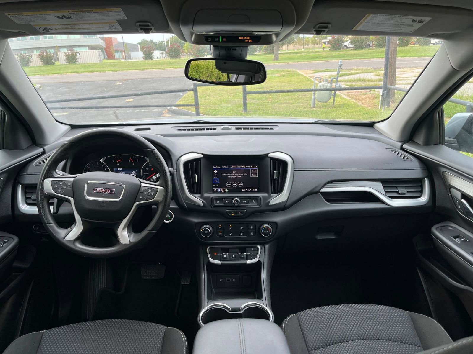 Thumbnail: 2024 GMC Terrain - 32