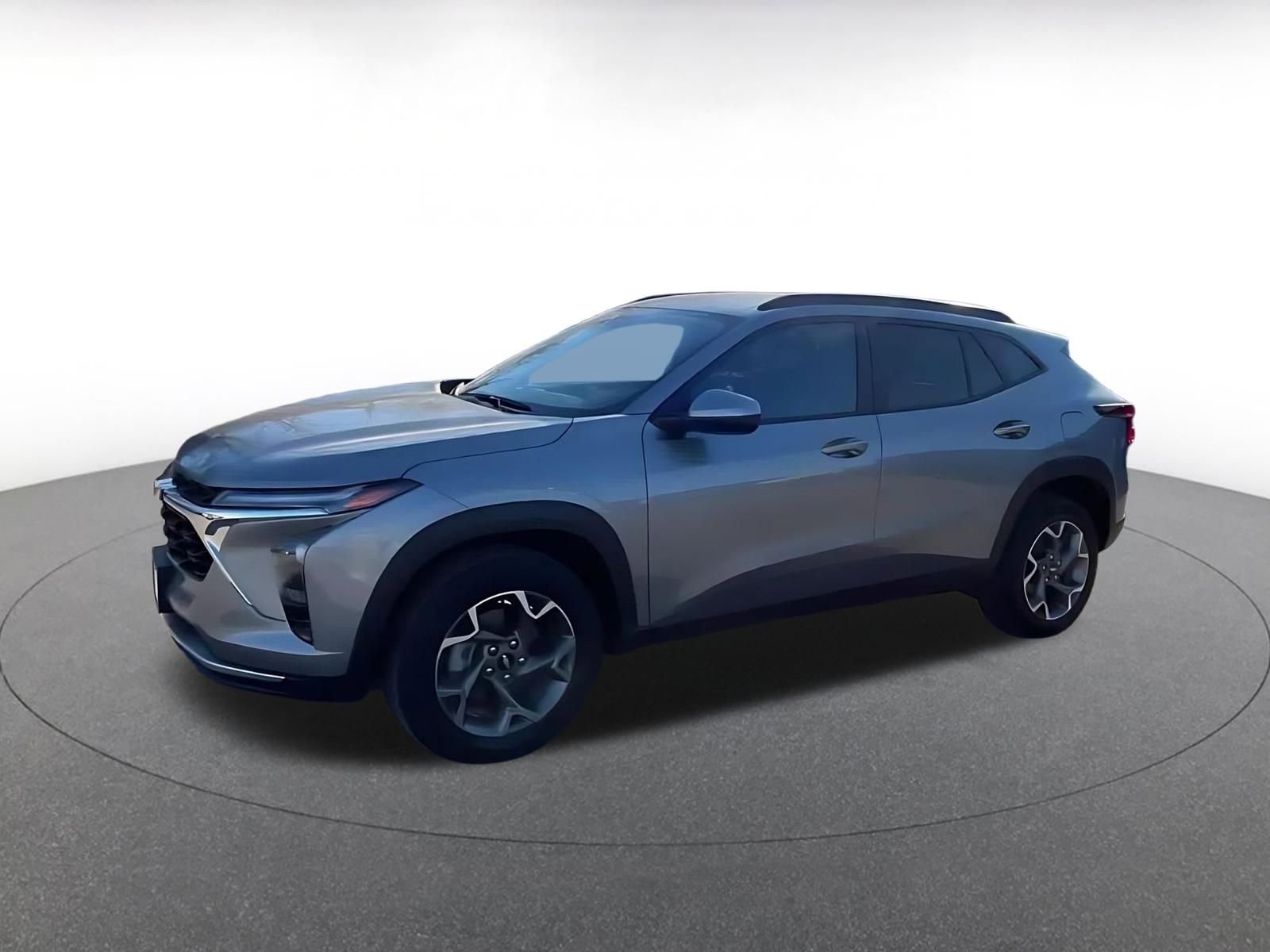 Thumbnail: 2025 Chevrolet Trax - 8