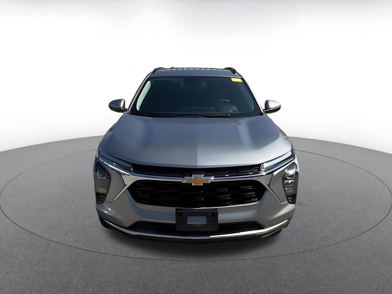 Thumbnail: 2025 Chevrolet Trax - 4