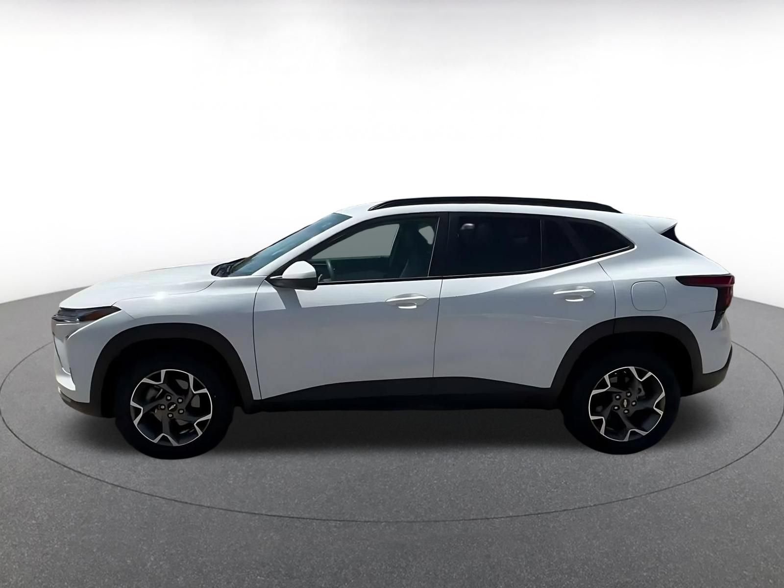Thumbnail: 2025 Chevrolet Trax - 7