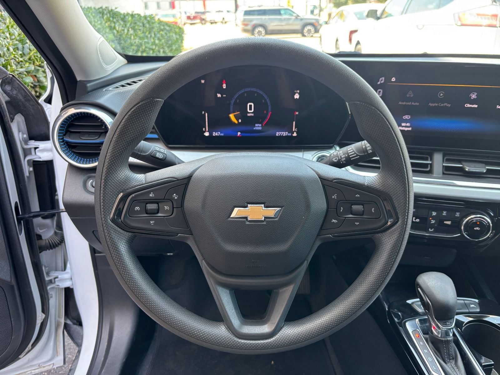 Thumbnail: 2025 Chevrolet Trax - 22