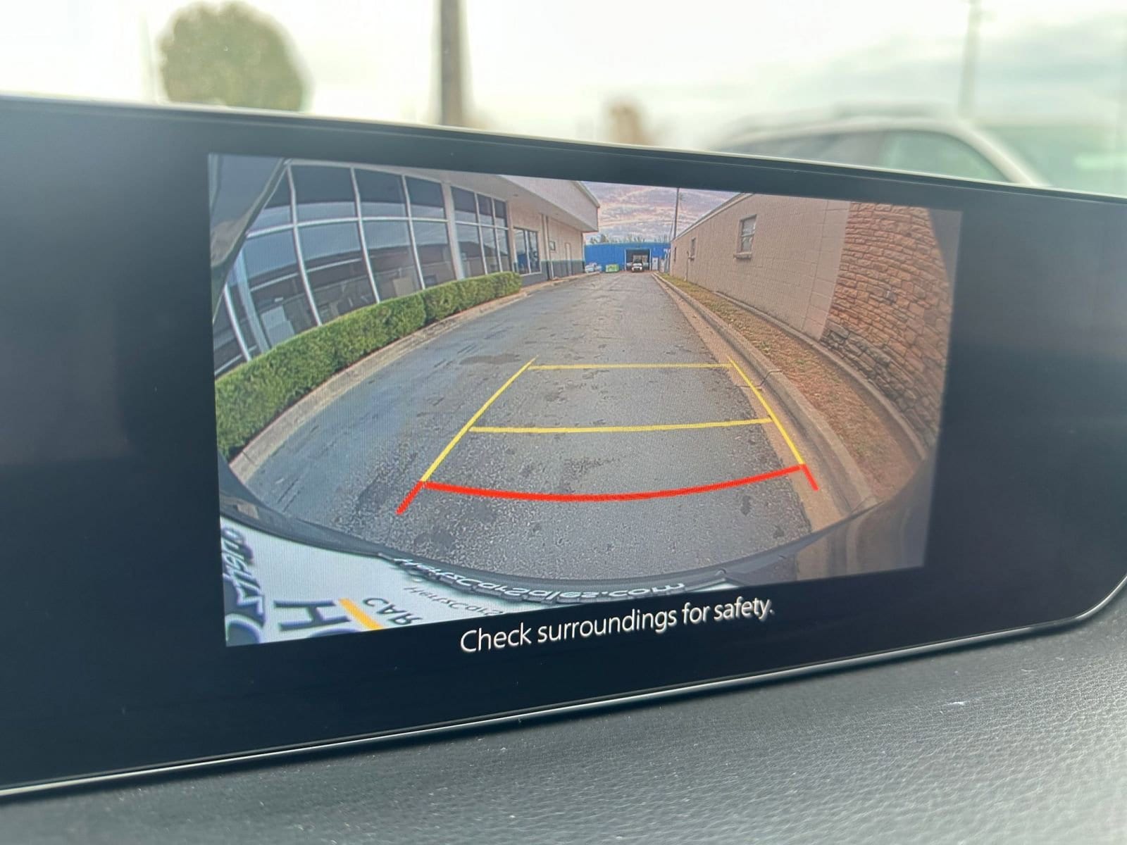 Thumbnail: 2025 Mazda CX-50 - 17