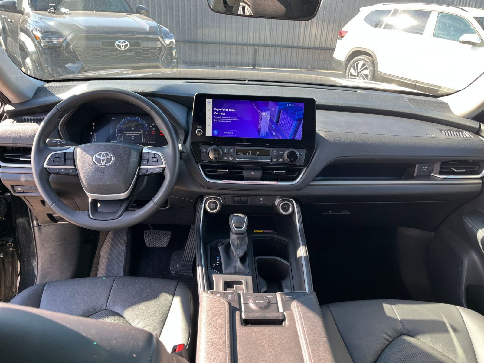 Thumbnail: 2025 Toyota Grand Highlander - 34