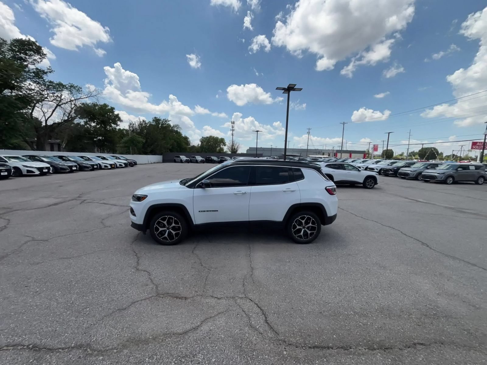 Thumbnail: 2025 Jeep Compass - 9