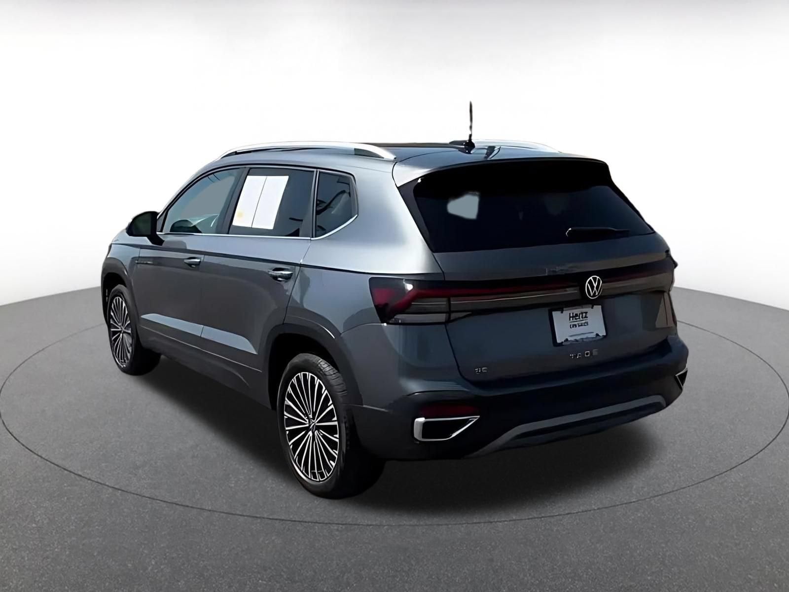 Thumbnail: 2026 Volkswagen Taos - 10