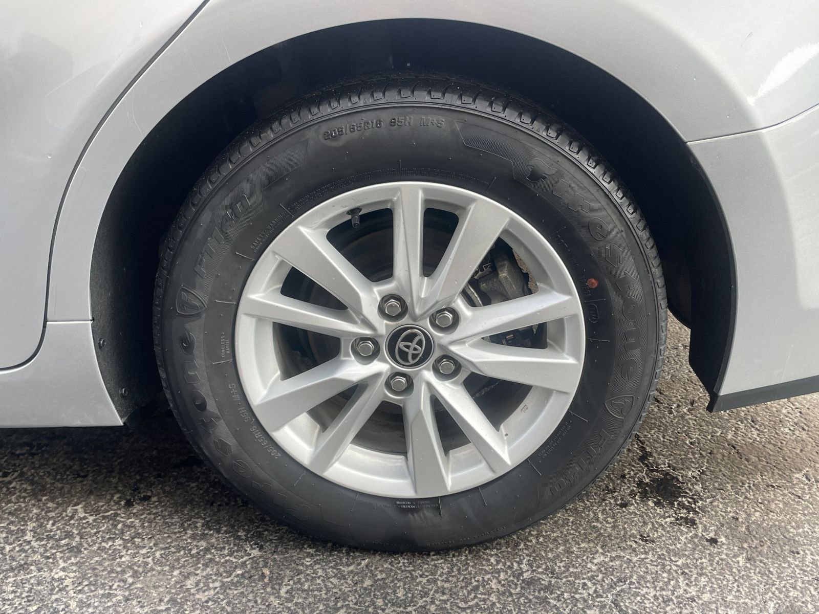 Thumbnail: 2025 Toyota Camry - 30