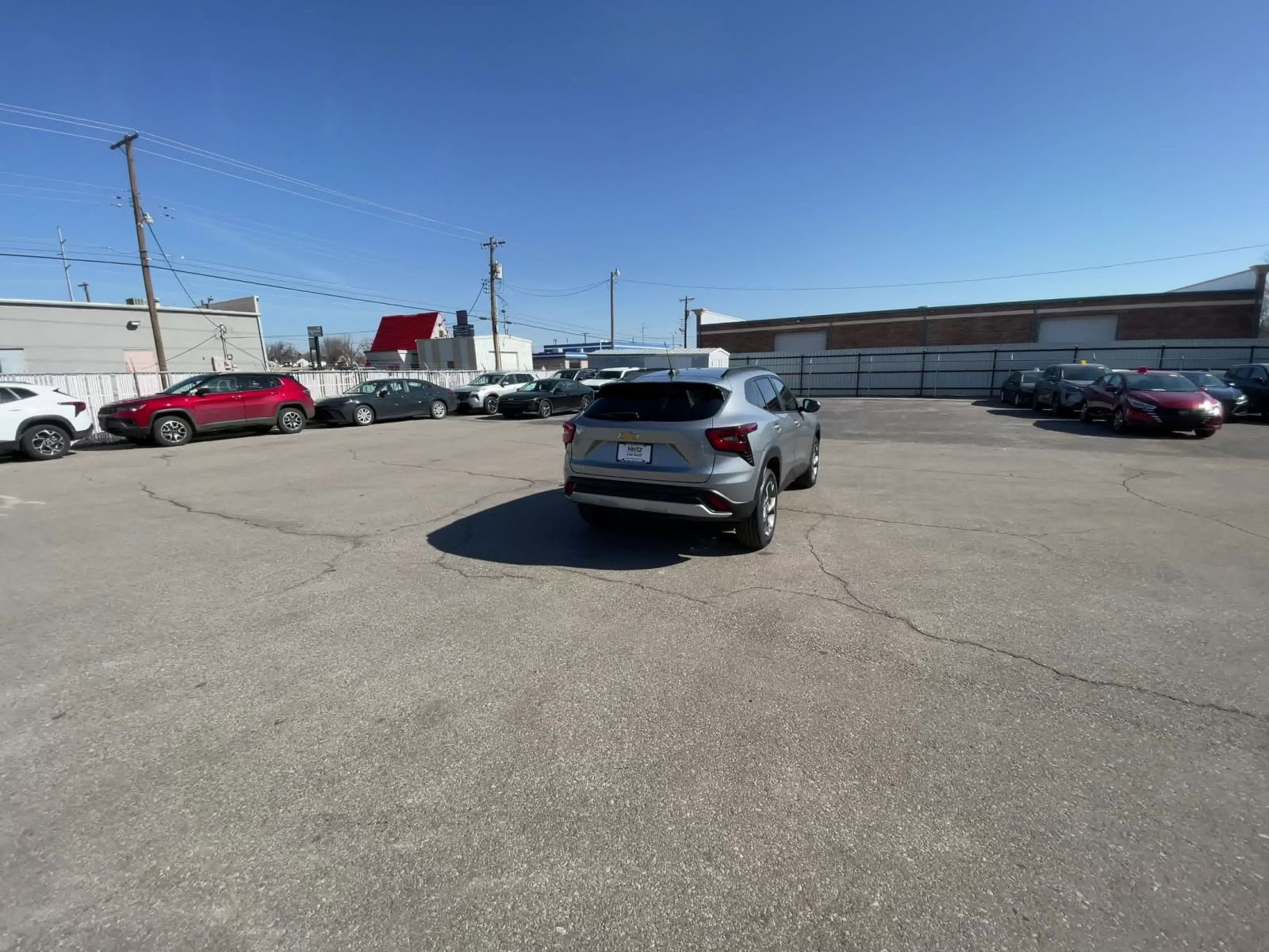 Thumbnail: 2025 Chevrolet Trax - 16