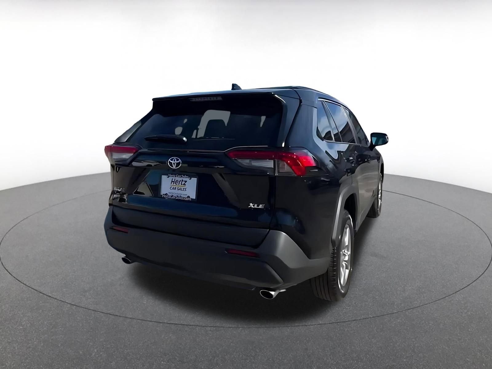 Thumbnail: 2025 Toyota RAV4 - 14