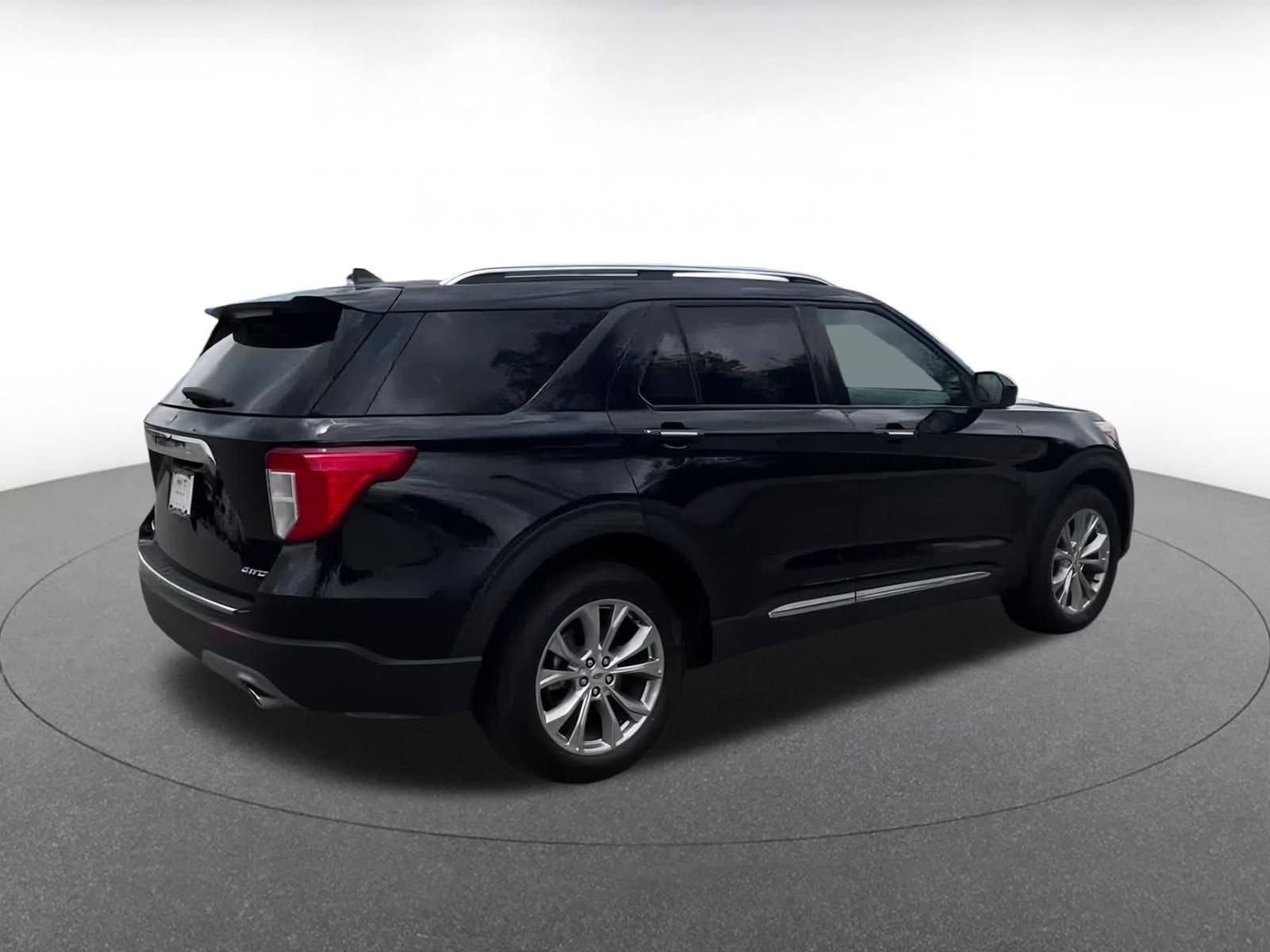 Thumbnail: 2024 Ford Explorer - 15