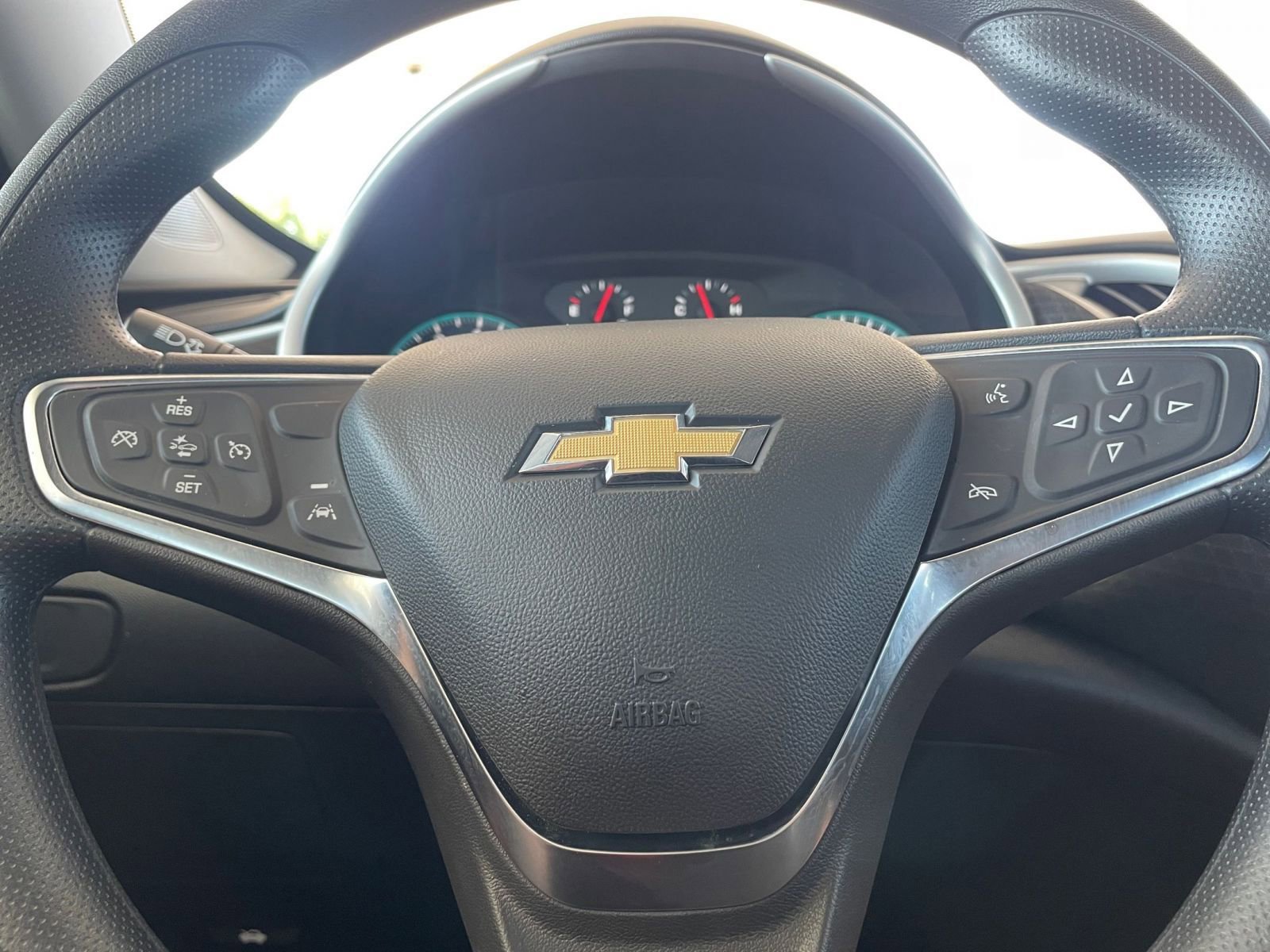 Thumbnail: 2024 Chevrolet Malibu - 28