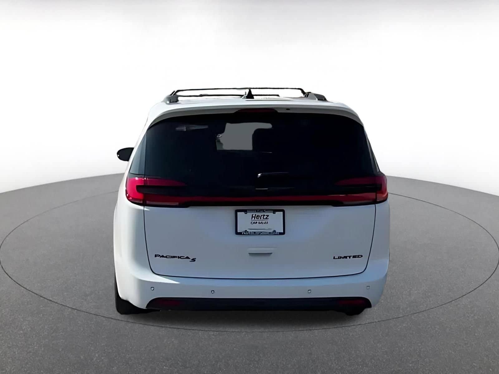 Thumbnail: 2025 Chrysler Pacifica - 12