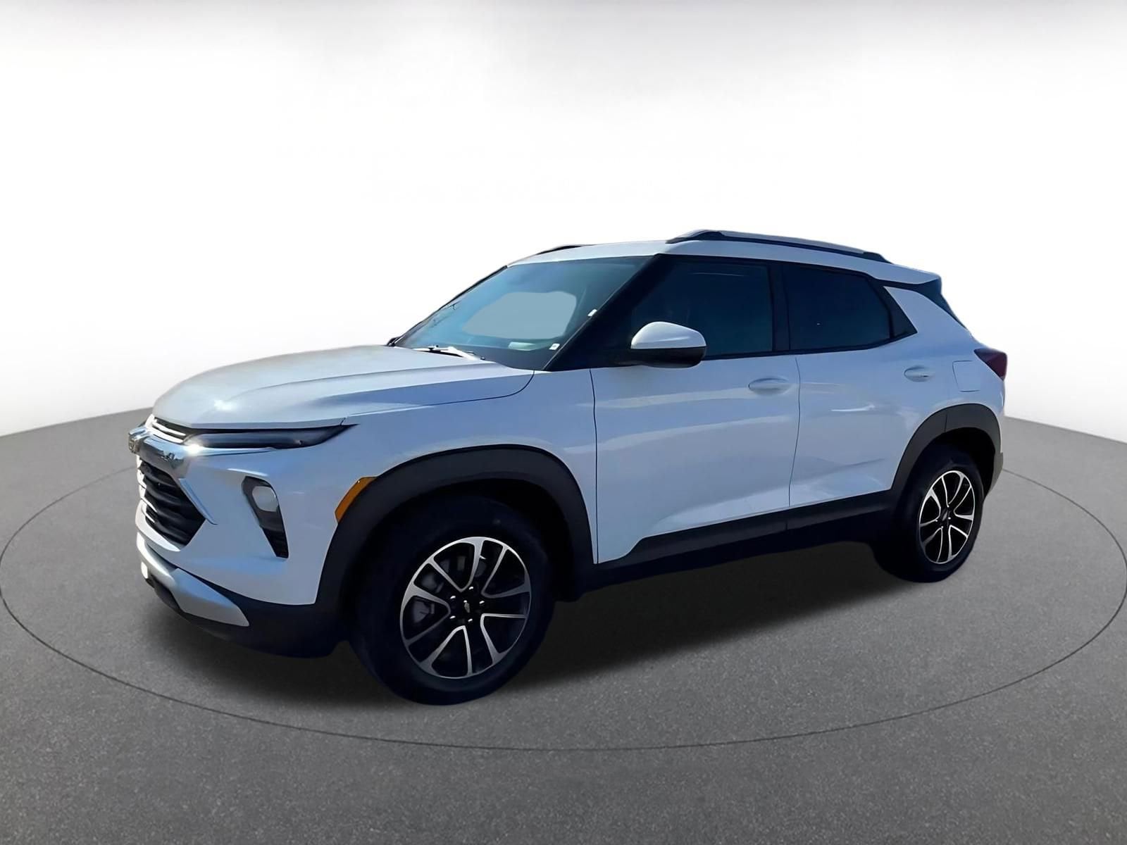 Thumbnail: 2025 Chevrolet TrailBlazer - 8