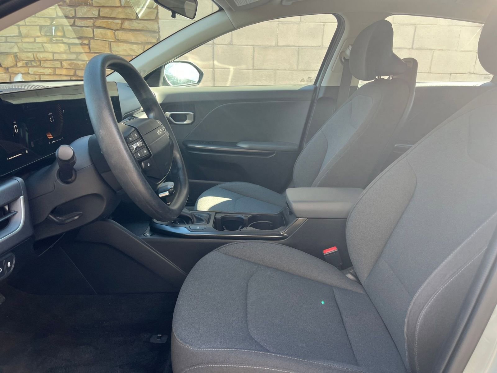 Thumbnail: 2025 Kia K4 - 25