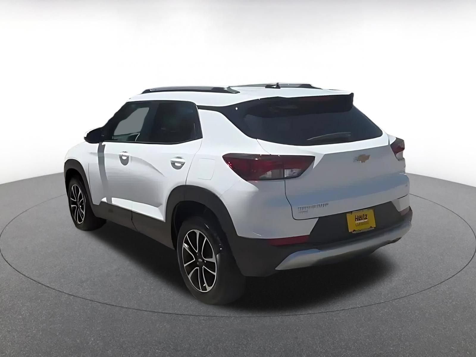 Thumbnail: 2025 Chevrolet TrailBlazer - 11