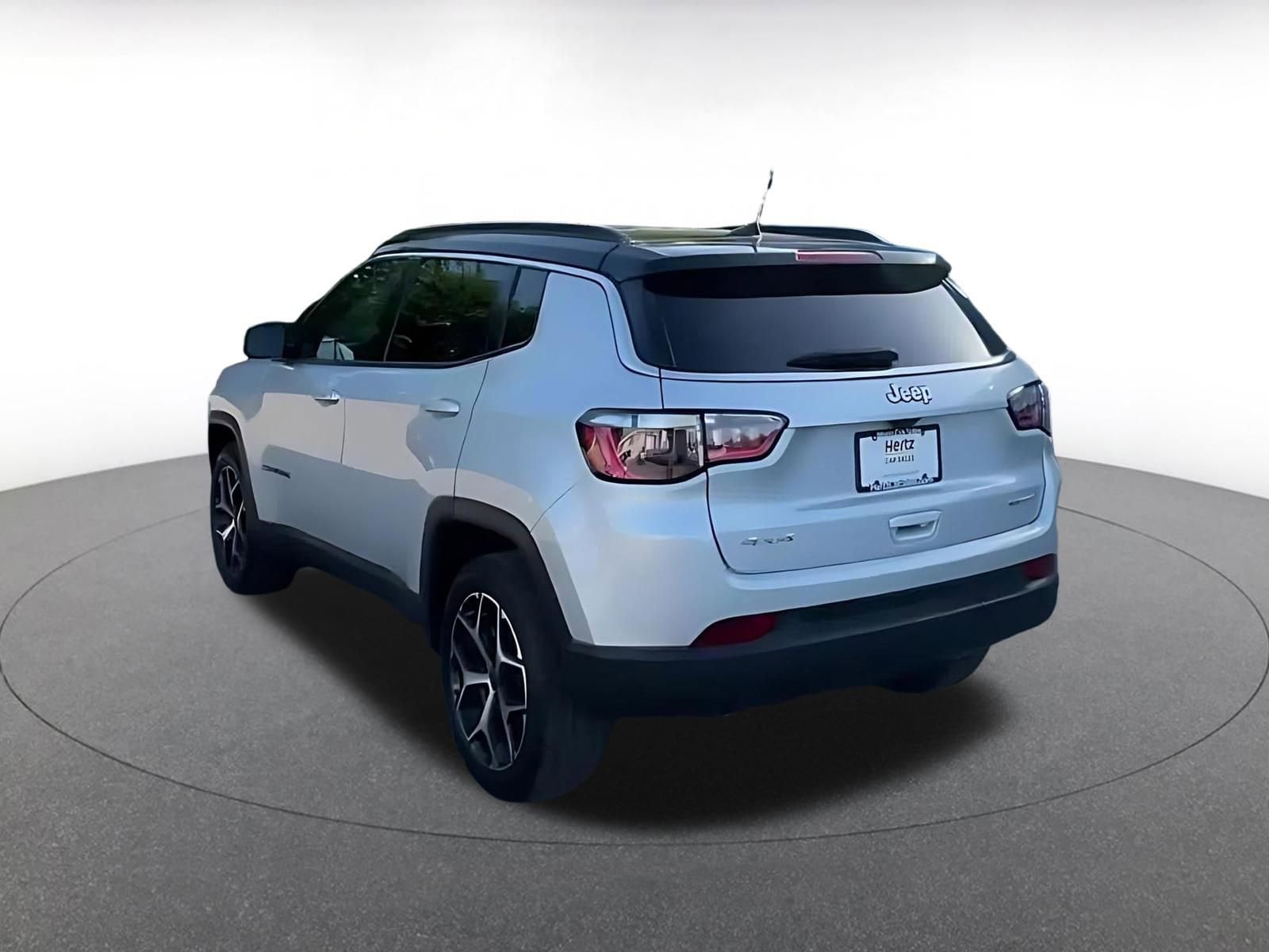 Thumbnail: 2025 Jeep Compass - 11