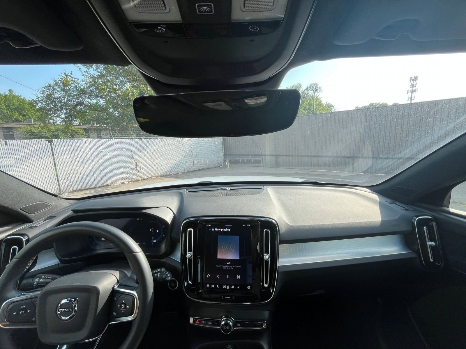 Thumbnail: 2024 Volvo XC40 - 31