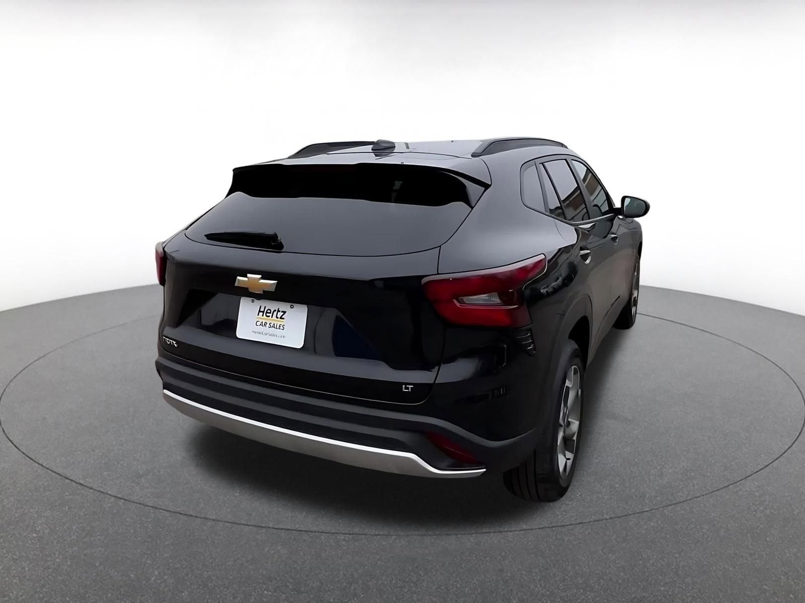 Thumbnail: 2025 Chevrolet Trax - 15