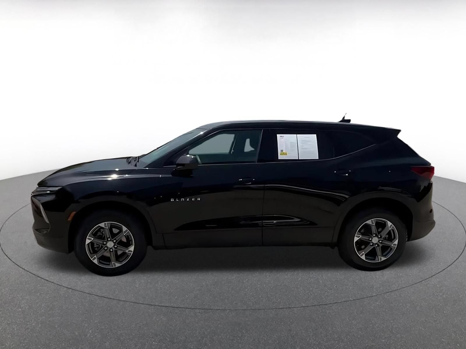 Thumbnail: 2025 Chevrolet Blazer - 9