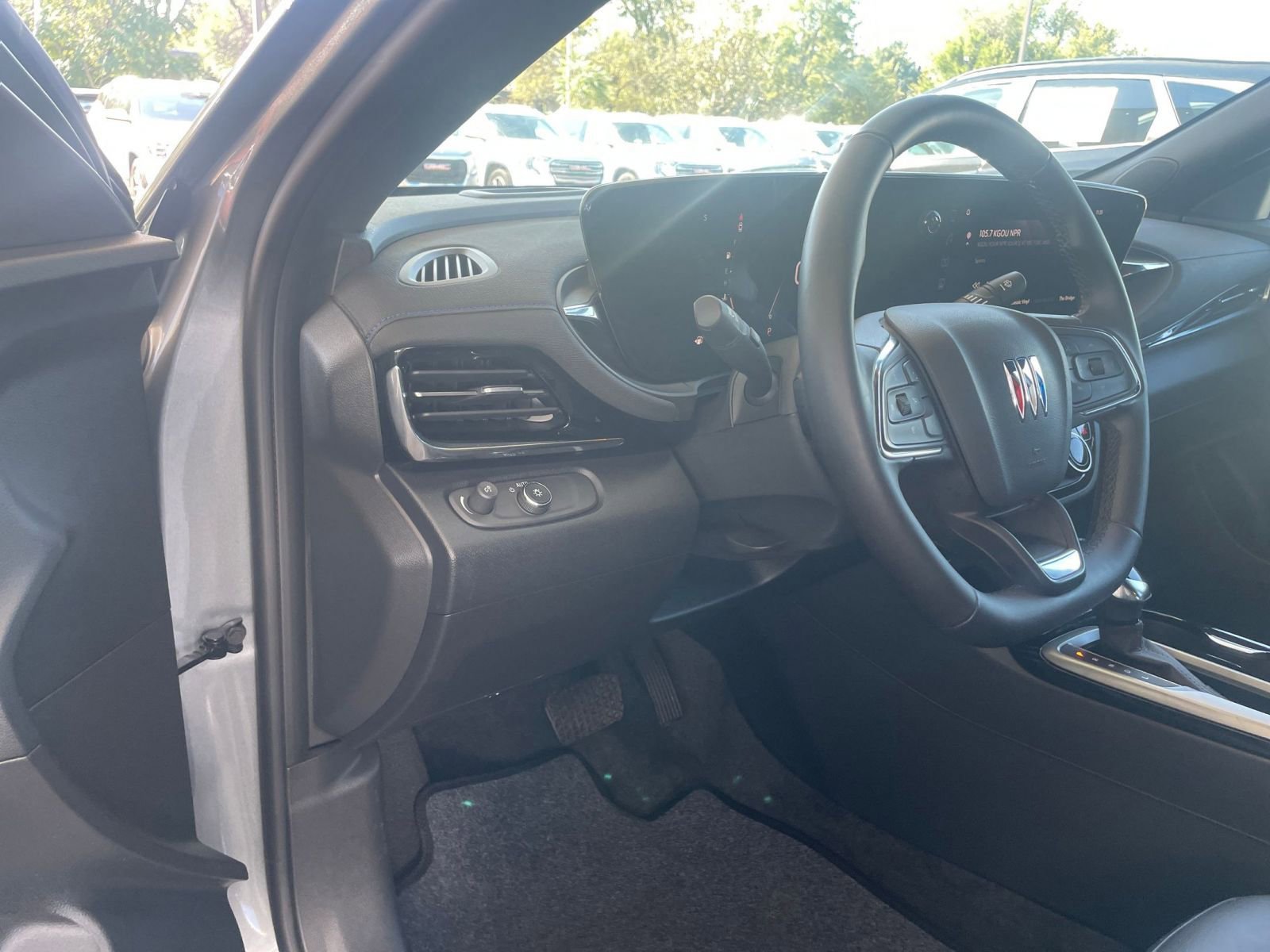 Thumbnail: 2025 Buick Envista - 32