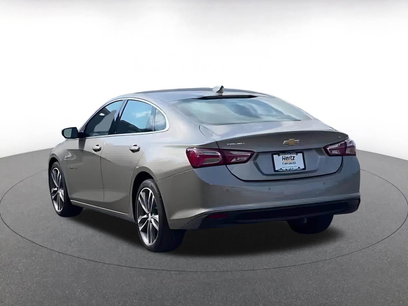 Thumbnail: 2024 Chevrolet Malibu - 11