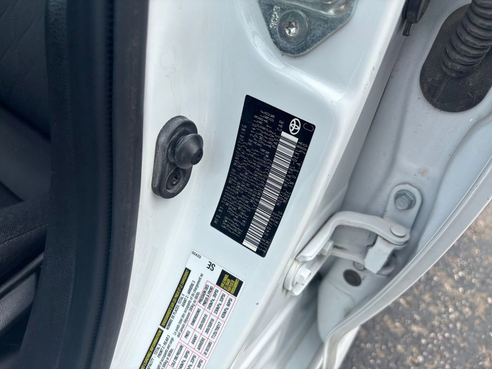 Thumbnail: 2023 Toyota Corolla - 27