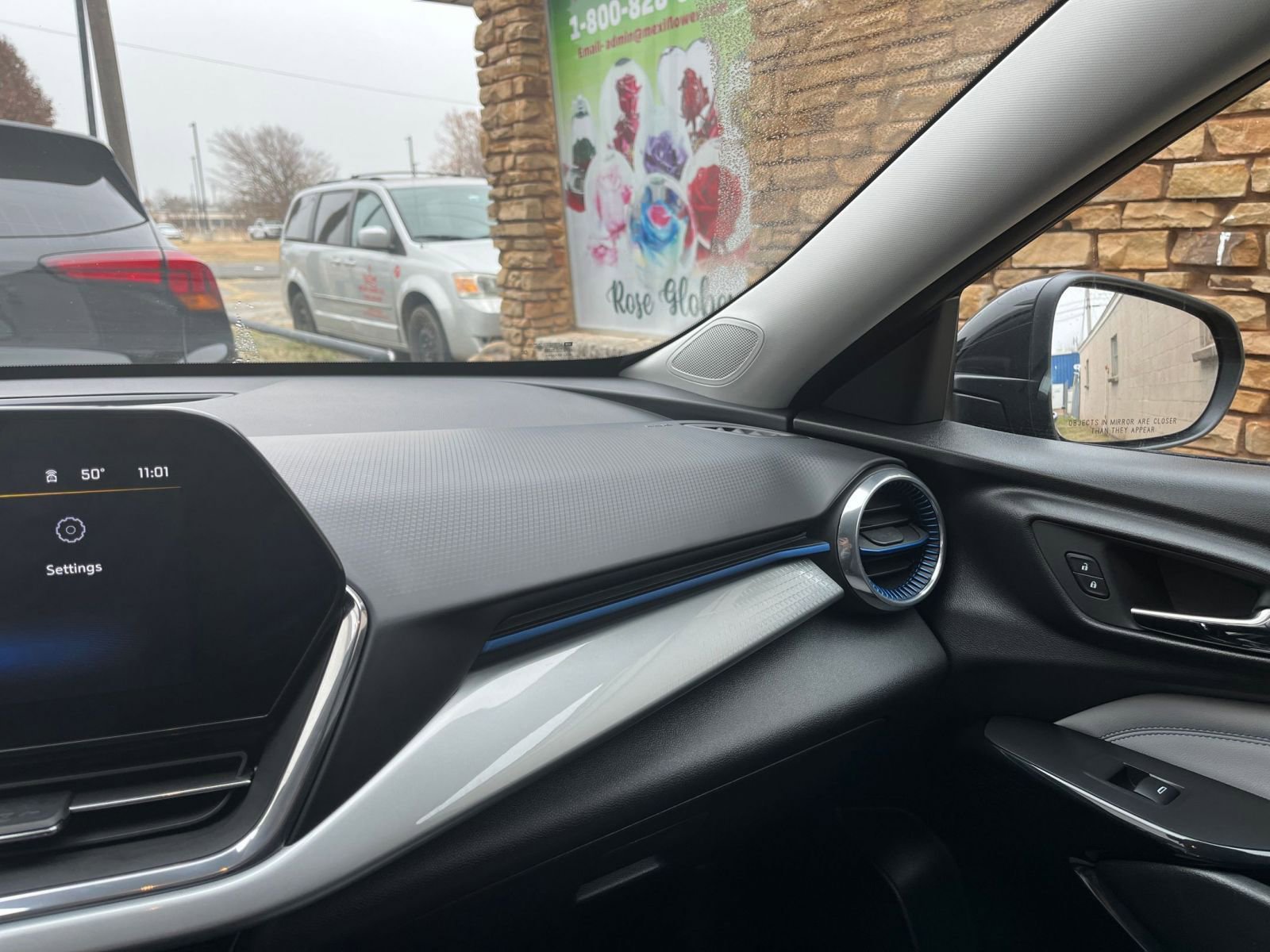 Thumbnail: 2025 Chevrolet Trax - 33