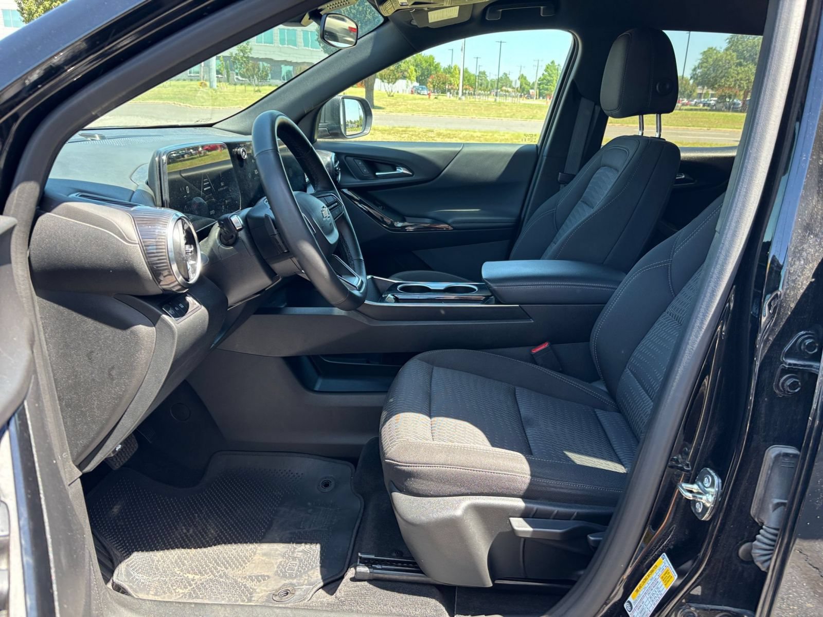 Thumbnail: 2025 Chevrolet Equinox - 27