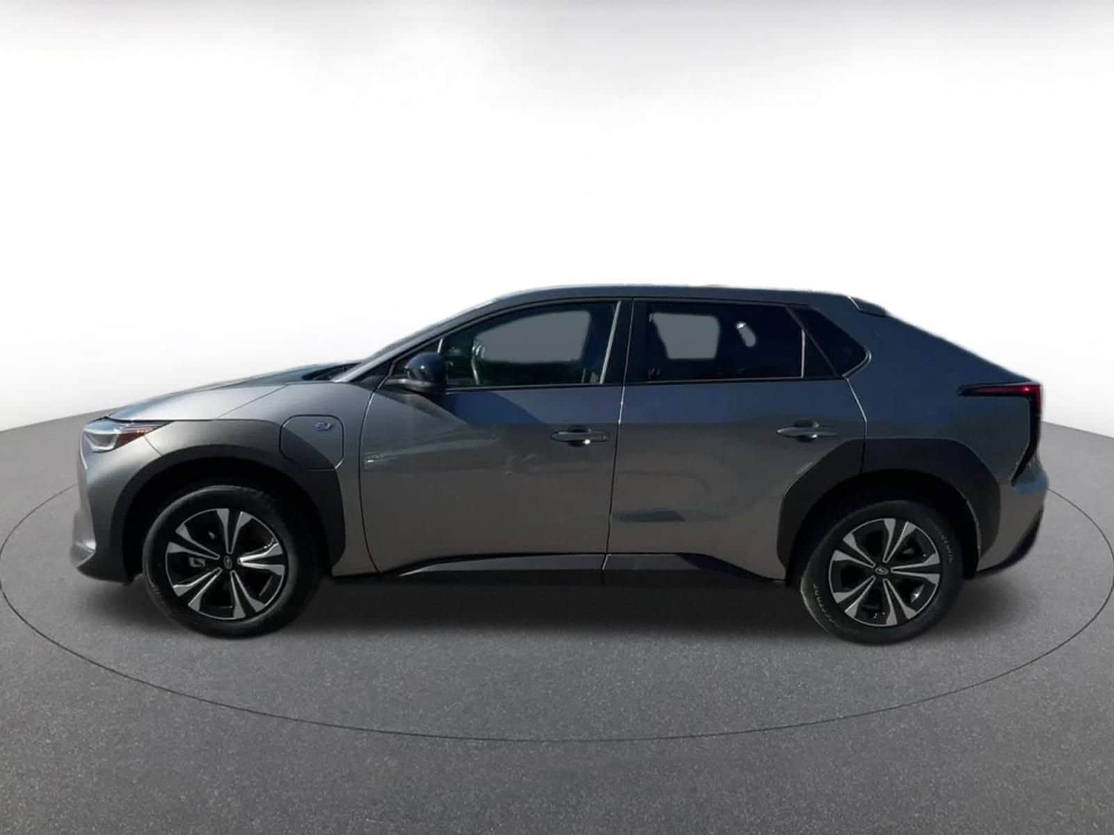 Thumbnail: 2023 Subaru Solterra - 7